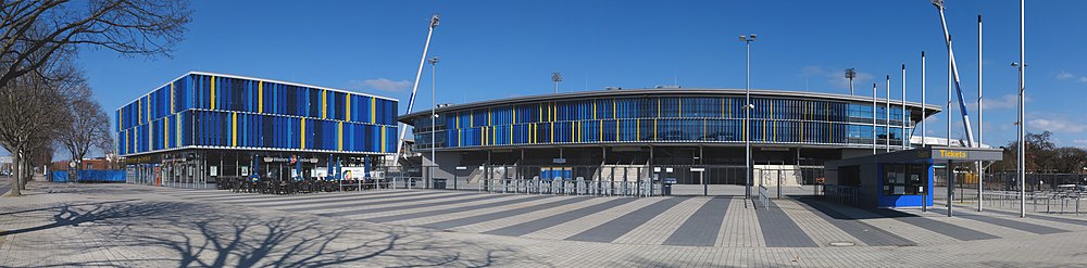 Eintracht-Stadion - Wikipedia