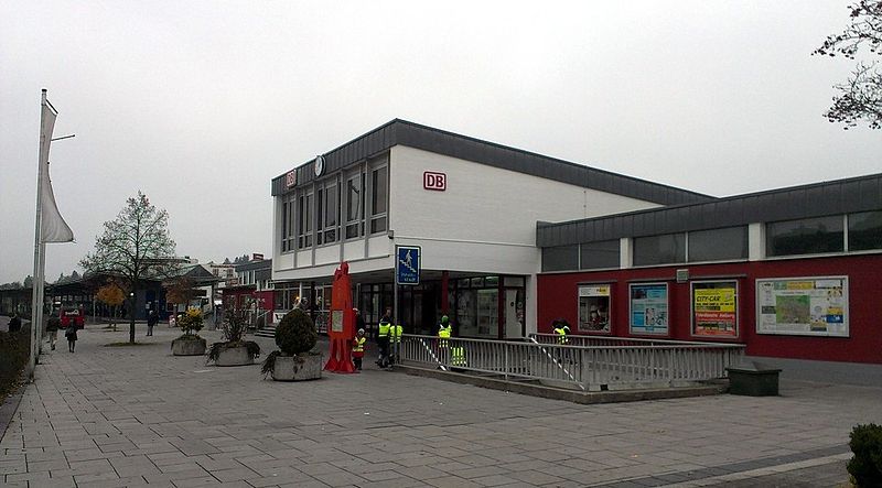 File:Bahnhof Amberg.jpg