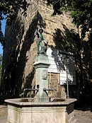 Schachtbrunnen vor der Blasiikirche