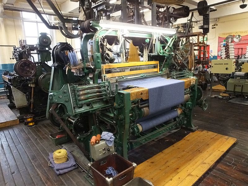 File:Bradford Industrial Museum Dobcross H K Box Loom (1950) 4955.jpg