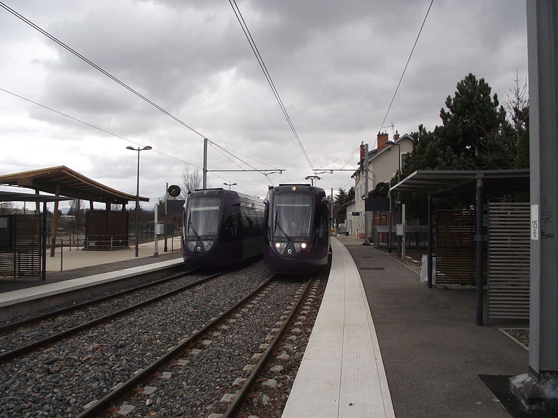 File:Brignais Gare III.JPG