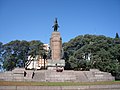 Monumento ecuestre a Carlos María de Alvear.