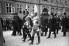 Bundesarchiv Bild 102-00055, Kopenhagen, Beisetzung der Königin-Mutter.jpg