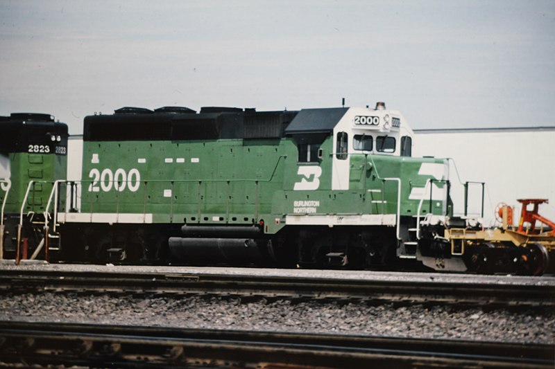 File:Burlington Northern BN 2000 (GP20C) (10582805553).jpg