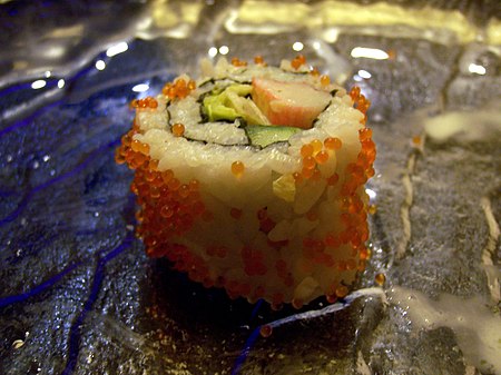 Tập_tin:California_roll_with_tobiko.jpg