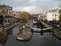 Het Camden Lock op het Regent's Canal