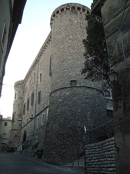 Le Castello Orsini-Cesi-Borghese