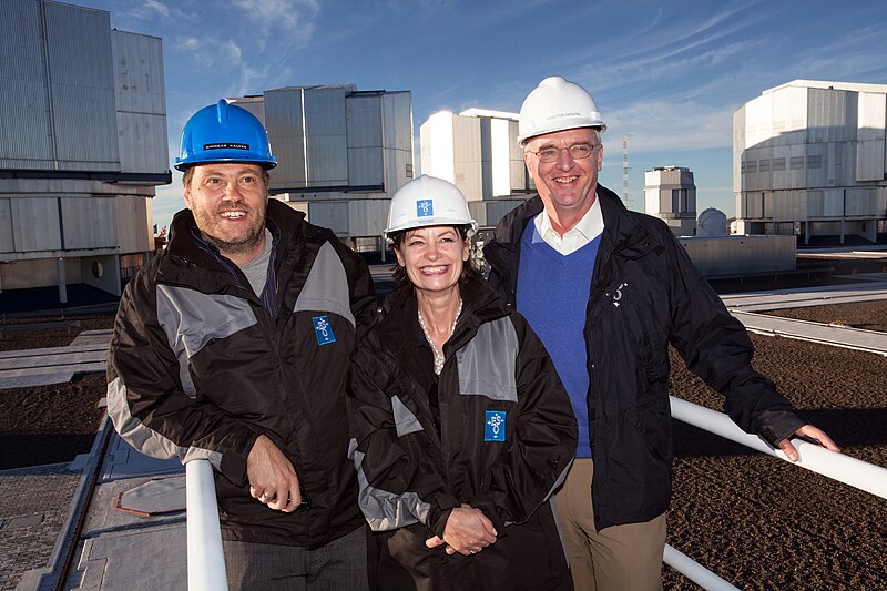 File:Chief Scientific Adviser to the European Commission, Anne Glover, visits ESO’s Paranal Observatory.jpg