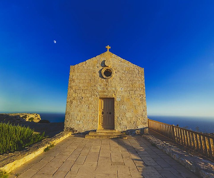 File:Church of st. Mary Magdalen - Dingli (2).jpg