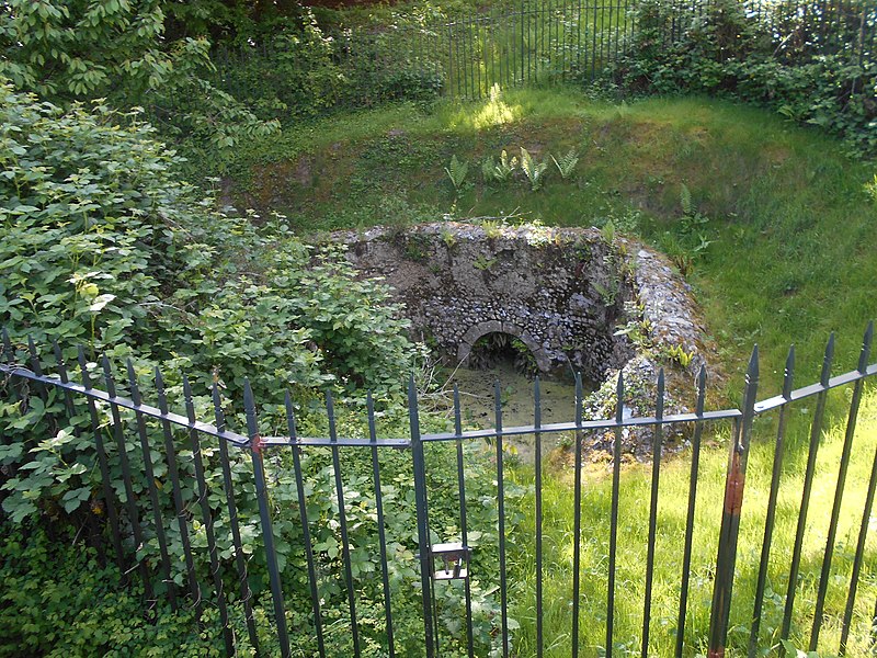 File:Conduit House of St. Augustine's Abbey, Canterbury 02.jpg