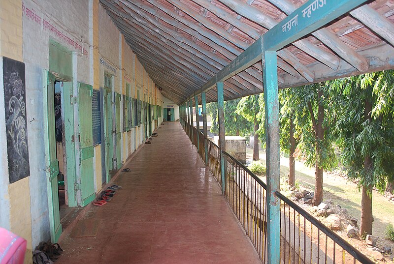 File:Corridore of Primary School, Kosbad Hill, Dahanu, Thane - panoramio.jpg