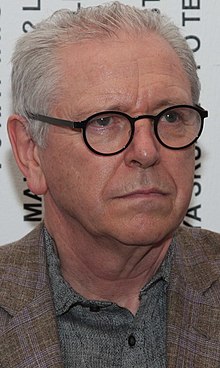 David Elliott - 2014 (cropped).jpg