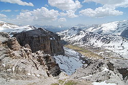 Dolomites cablecar view 2009.JPG