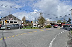 Approaching the center of Edison from the south on Farm to Market Road