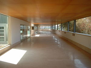 Escuela Arquitectura Universidad Politecnica Valencia1.JPG