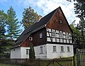 Wohnstallhaus und Wohnhaus (vermutlich Auszugshaus) eines Bauernhofes