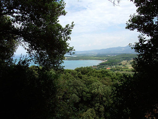 Il golfo di Baratti, vista da Populonia