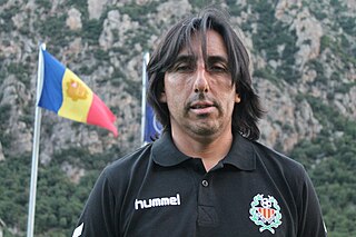 <span class="mw-page-title-main">Guillermo Burgos</span> Chilean footballer and manager (born 1977)