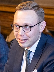 Hallitusneuvottelut 5.5.2023 (52871095552) (cropped).jpg