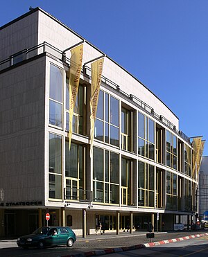 Hamburg Staatsoper außen 2.jpg