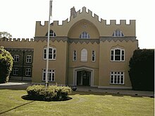 Hampden House Main Entrance Hampden House Main Entrance.jpg