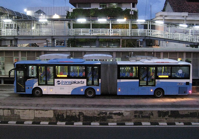 File:Harmoni Central Busway Transjakarta 4.JPG