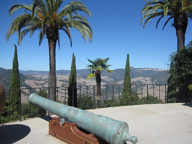 File:Hearst Castle Vacation 2011.jpg