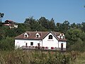 Čeština: Heringův mlýn, současná podoba elektrárny od jihu. Okres Písek. English: Hering Mill, currently water power plant, Písek District, Czech Republic.