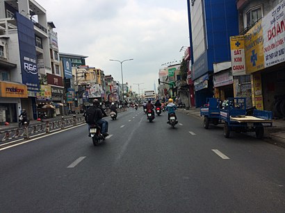 How to get to Quận Phú Nhuận with public transit - About the place