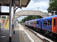 Železniční stanice Hounslow - panoramio.jpg