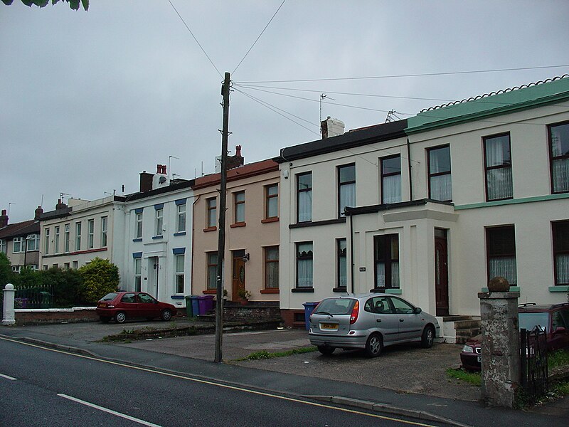 File:Houses on Westminster Road, Kirkdale.jpg