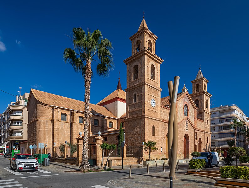 File:Iglesia Arciprestal de la Inmaculada Concepción in Torrevieja, Alicante, Spain, 2022 January.jpg