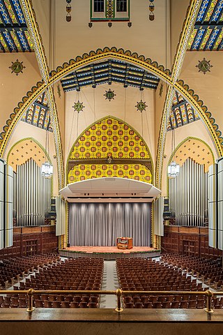 <span class="mw-page-title-main">Irvine Auditorium</span> Concert hall in Philadelphia, Pennsylvania, United States