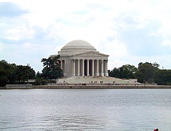 Denkmal für Jefferson am Ufer des Potomac