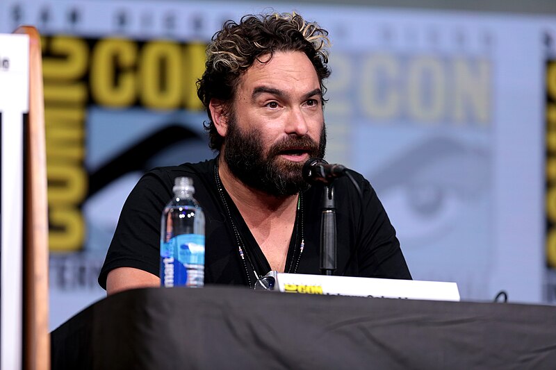 File:Johnny Galecki (35303630264).jpg