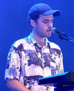 Jordan Rakei - Add The Bassline & Wild Fire (živě na Lowlands 2018) (dWSTyWC6jkE - 1920x1080 - 5m38s) .png