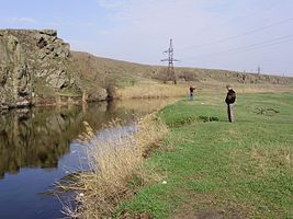 Уверх від каньйону розташована ГЕС