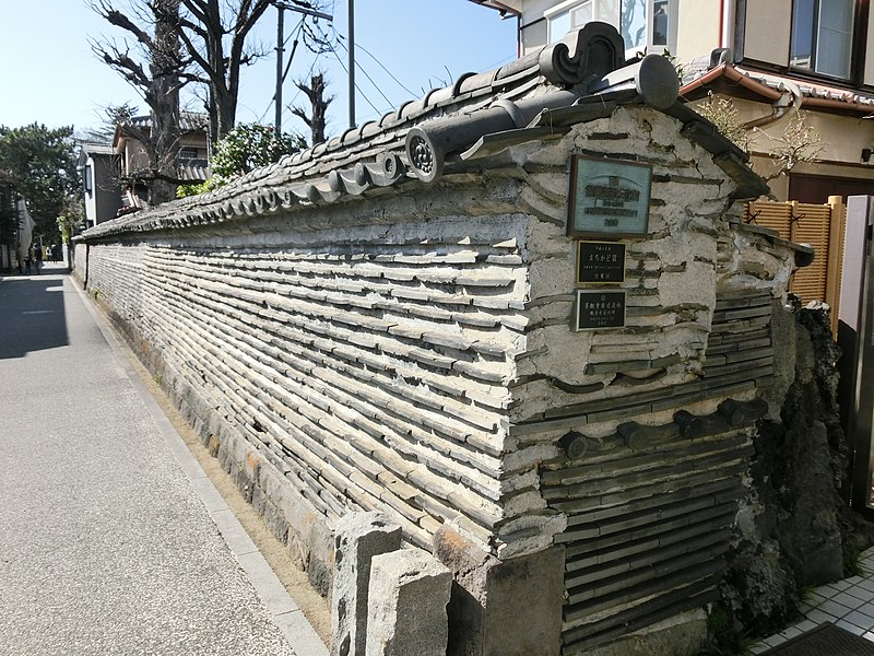 File:Kannon-ji Tsuijibei.JPG