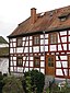 Blick von der Rodau auf die Rückseite des Hauses Kirchborngasse 10 in Mühlheim am Main