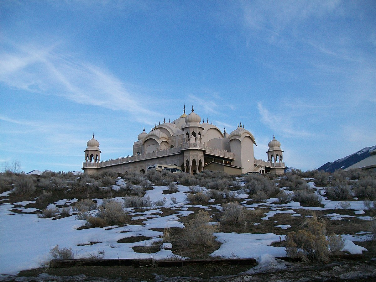 Krishna temple spanish fork.JPG