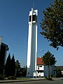 Turm der kath. Kirche St. Laurentius in Löhne, Stadtteil Obernbeck, Ansicht von Nordosten