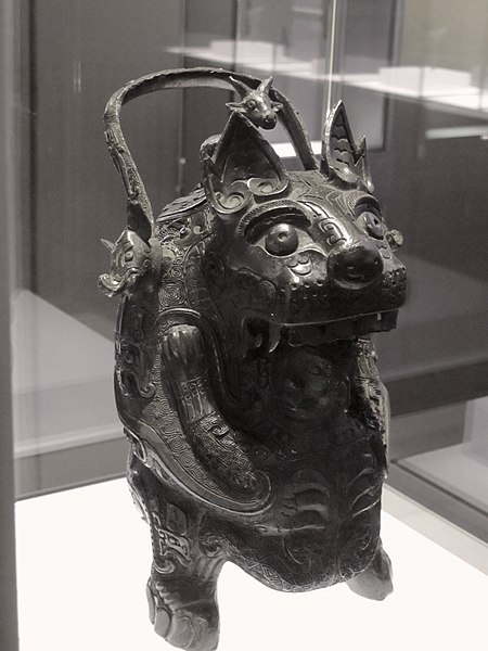 File:La Tigresse, bronze vessel to preserve drink. Hunan, 11th BC. Cernuschi museum.jpg