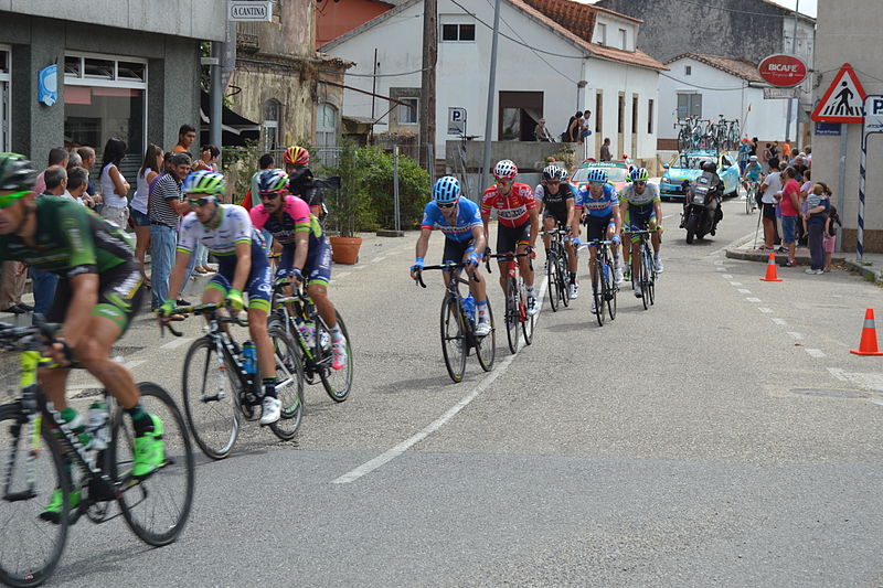 File:La Vuelta a España 2014 - O Rosal (172).JPG