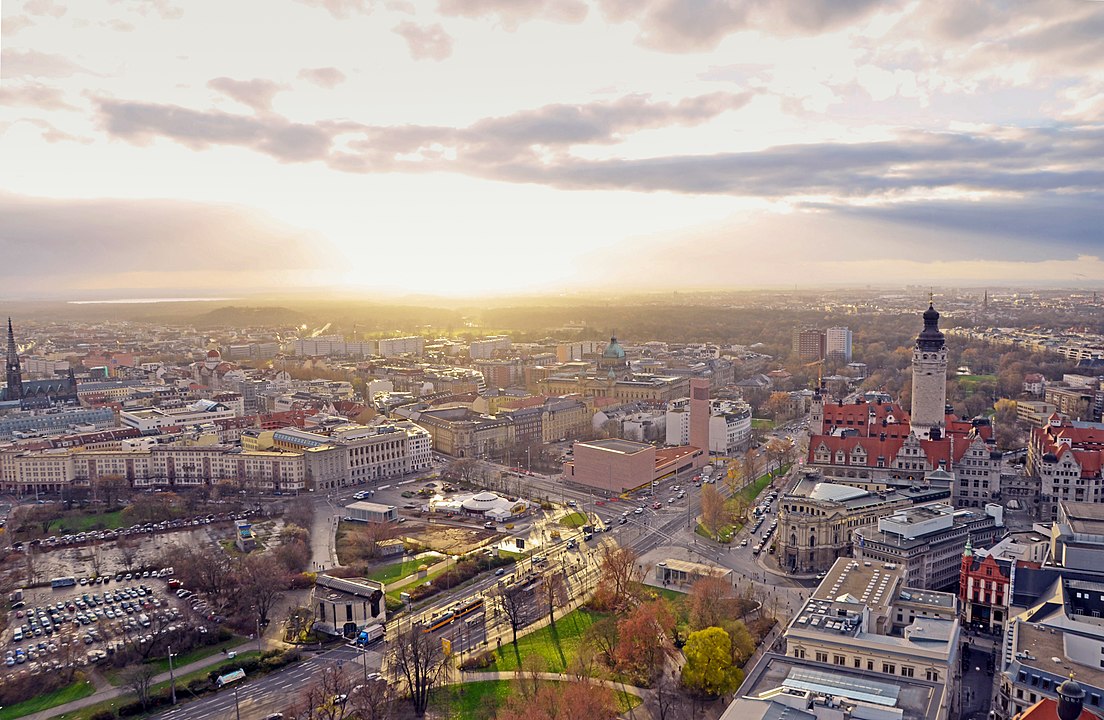 Leipzig germany. Лейпциг город в Германии. Современный Лейпциг. Лейпциг сверху. Лейпциг вид сверху.