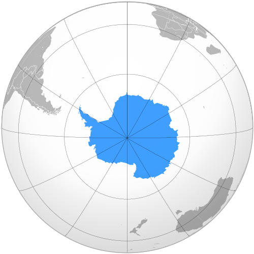 本地圖使用正投影、近極點方位。南極在接近中心位置，亦即經線會合處。