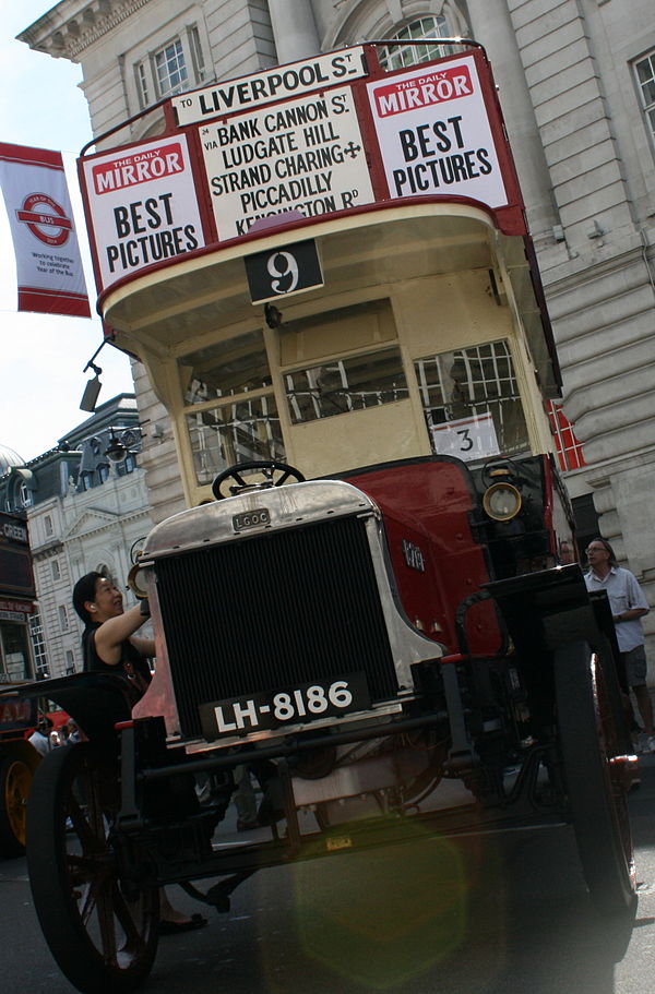 Restored LGOC B-type bus in June 2014