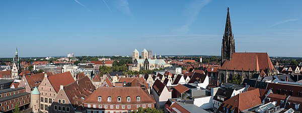 Princely Bishop's Palace and St Paul's Cathedral, Münster, North Rhine-Westphalia, Germany