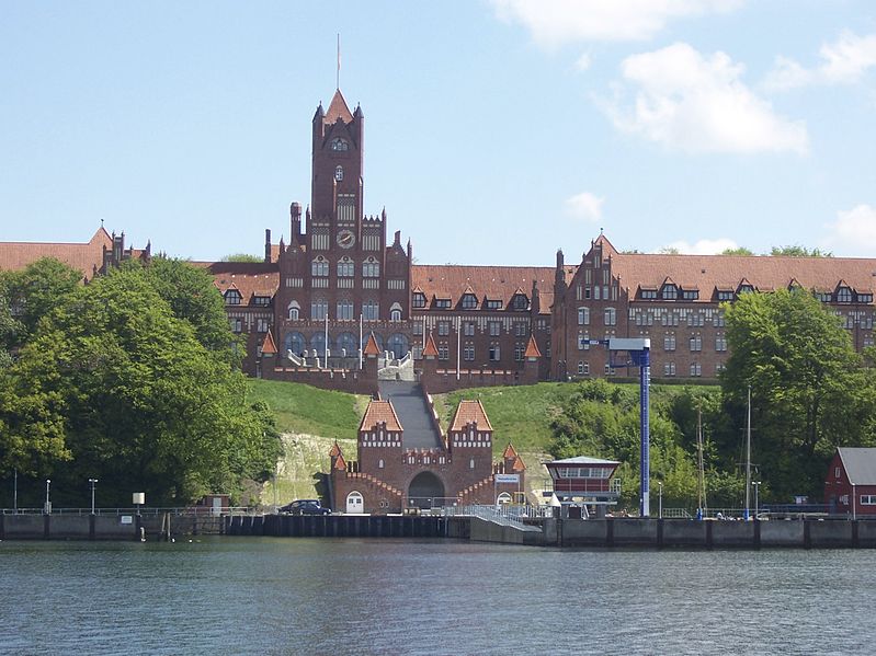 File:Marineschule Flensburg Mürwik.JPG