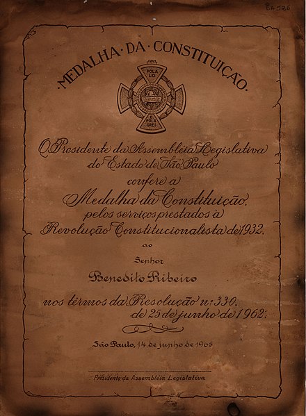 File:Medalha da Constituição oferecida à Benedito Ribeiro.jpg