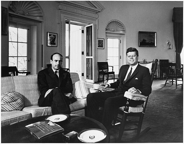 Giscard with US president John F. Kennedy at the White House in 1962